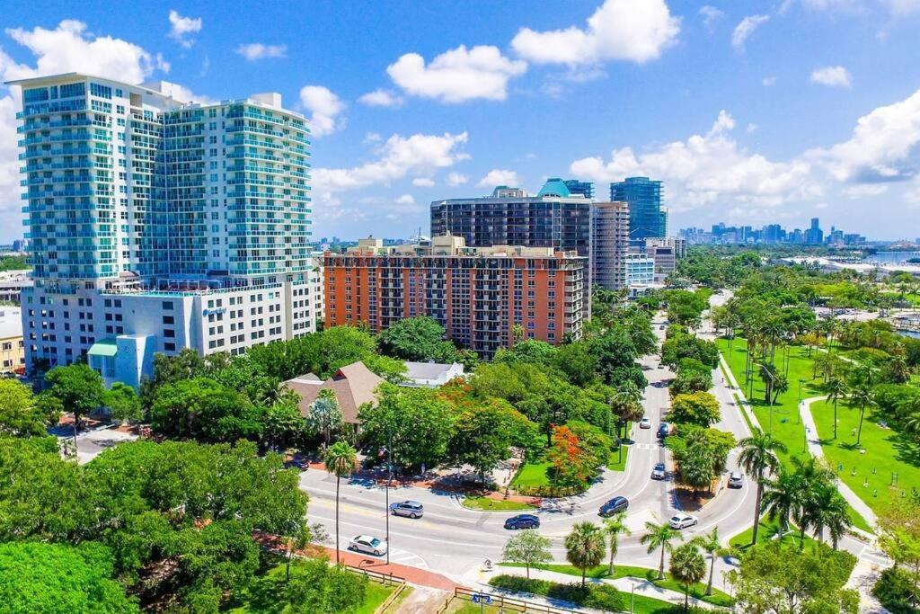 Apartamento 1bed 1bath Steps To Marina & Cocowalk In Grove Miami