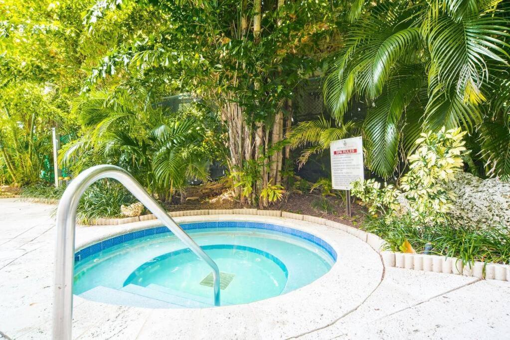 1bed 1bath Steps To Marina & Cocowalk In Grove Apartamento *
